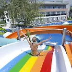 Palm Wings Resort&spa מלון 5*