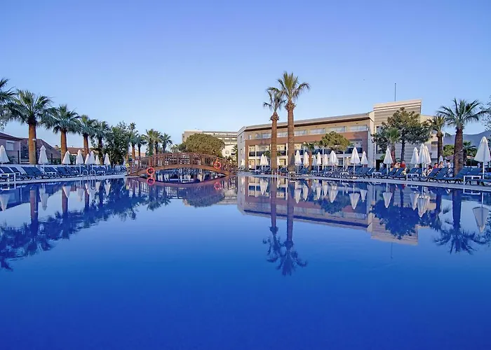 Palm Wings Resort&spa Hotel