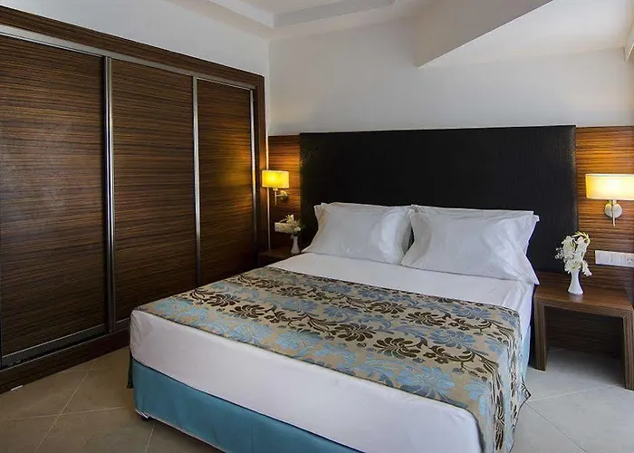 Отель Palm Wings Resort&spa