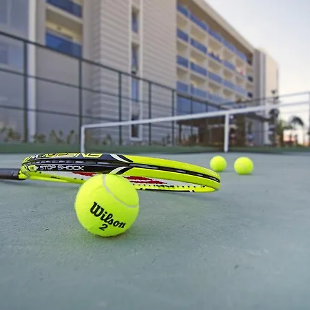 Palm Wings Resort&spa クシャダス